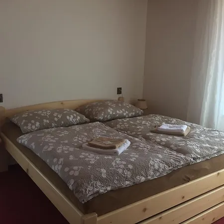 Gæstehus Hora Ratibor (Jindrichuv Hradec )